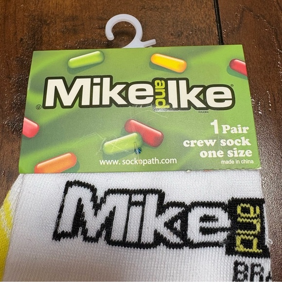 Mike and Ike Crazy Food Socks Unisex Men 8–12 Women 9–14 NWT Funny Gift 3/$20 - Picture 5 of 6